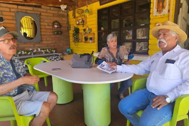 Escucha Armando Gutiérrez “El Bigotes” a nogalenses