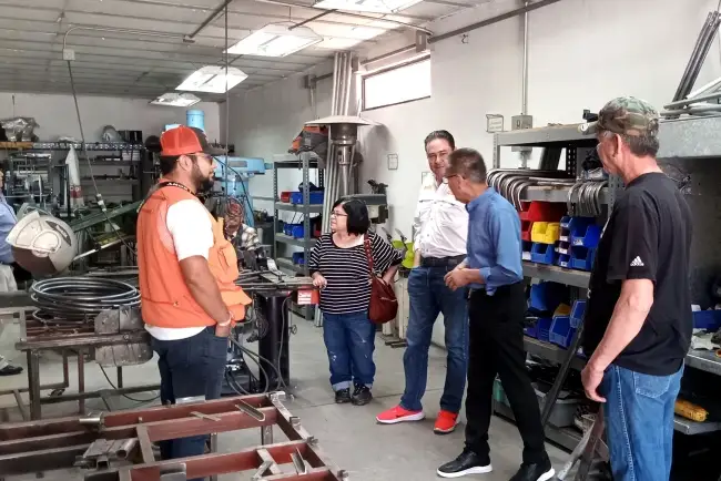 Apoya Manuel Hopkins a instituciones de apoyo a personas vulnerables