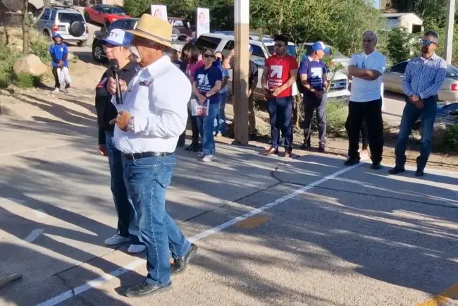 Refrendan apoyo para “El Bigotes” como diputado local