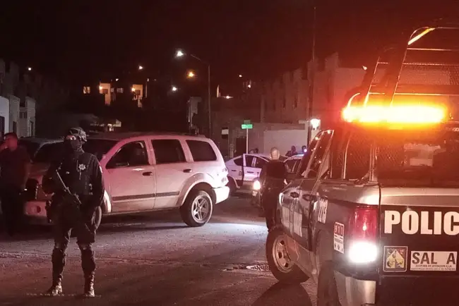 Intenta lesionar a ex pareja con cuchillo; fue detenido por las autoridades