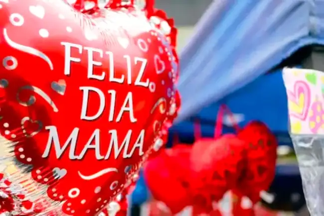 Reportan comerciantes buenas ventas del Día de Madres