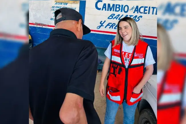 Celeste Bojórquez Quiñones promete becas universitarias para madres de familia en Nogales y Sonora