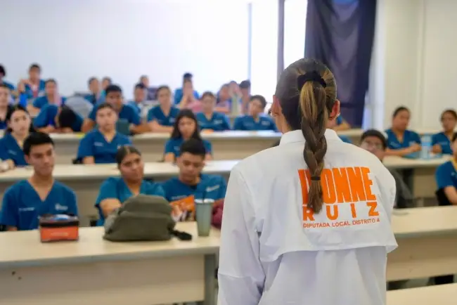 Atiende invitación Ivonne Ruíz de la Universidad Binacional