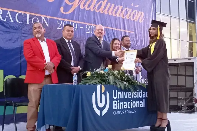 Terminan estudios generación 2019-2024 de la Universidad Binacional