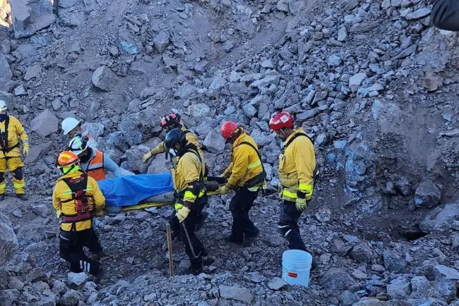 Muere hombre tras derrumbe en mina de Cucurpe