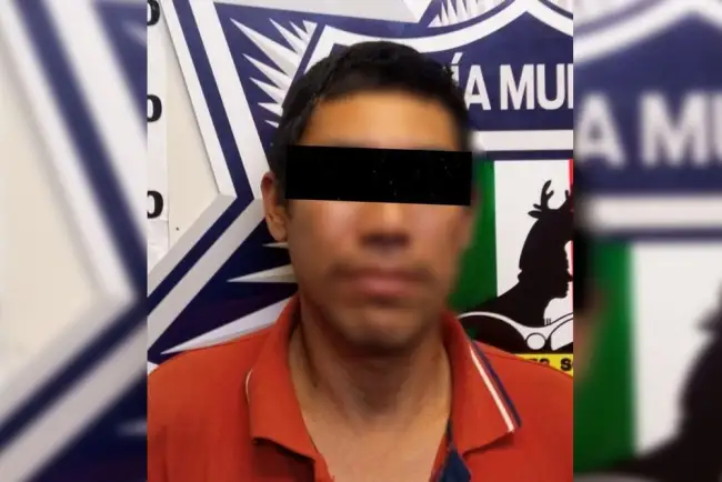 Arrestan a conductor que agredió a agentes municipales