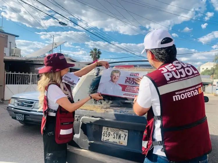 Conecta Jesús Pujol con vecinos de Las Haciendas y la Kennedy