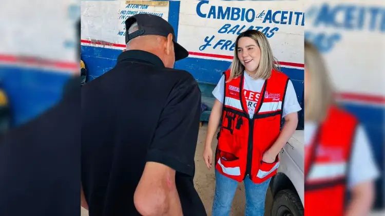 Celeste Bojórquez Quiñones promete becas universitarias para madres de familia en Nogales y Sonora