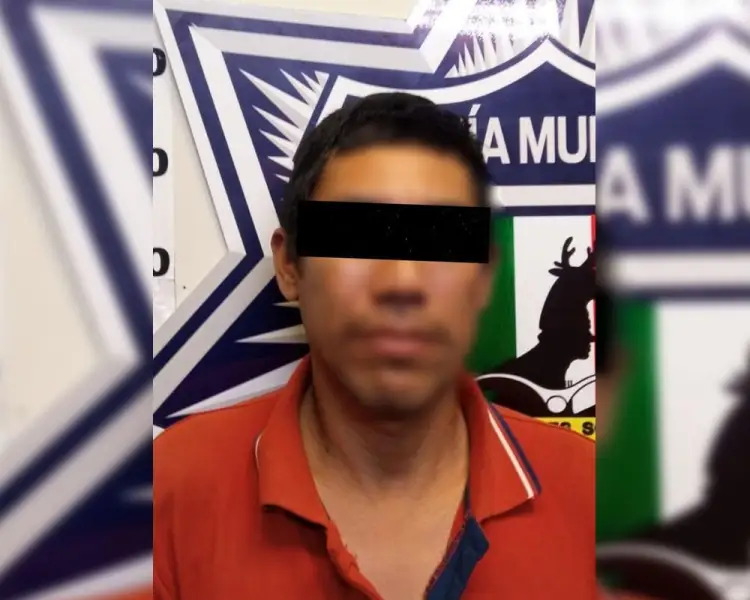 Arrestan a conductor que agredió a agentes municipales