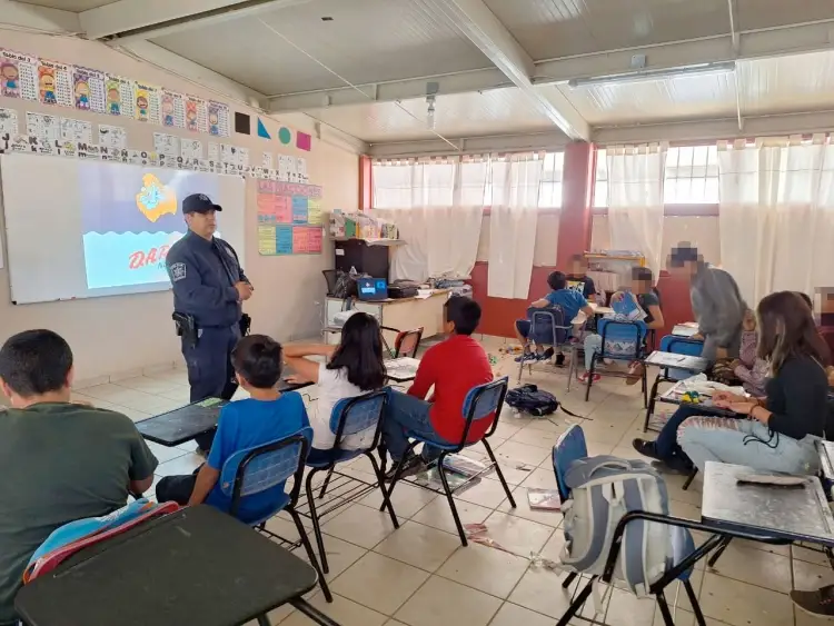 Previene DARE sobre uso de fentanilo en escuelas