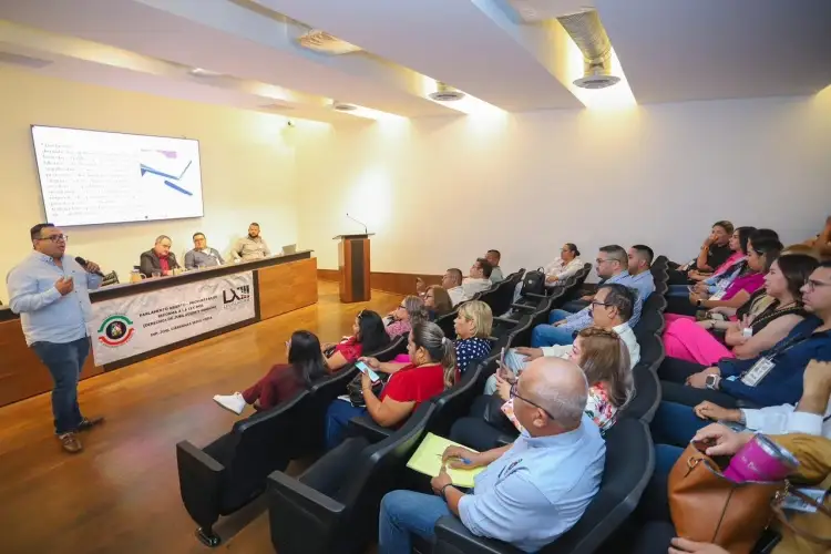 Propuestas innovadoras durante el Parlamento Abierto de reforma a la Ley del IMSS en Sonora