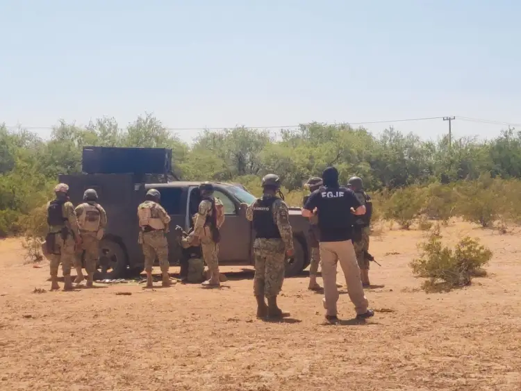 Decomisan fuerte arsenal en Caborca