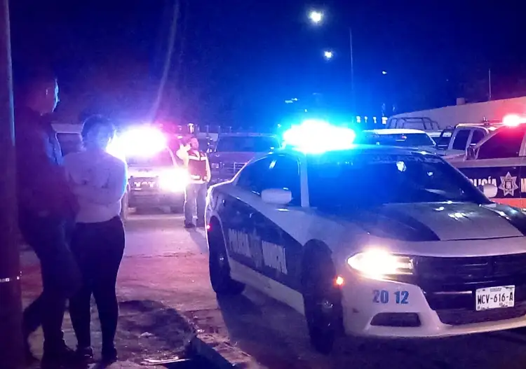 Denuncia hombre agresión de parte de su esposa