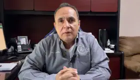 Logran autoridades consenso de florerías y ambulantes