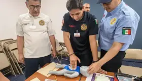 Capacitan y certifican a bomberos de esta frontera