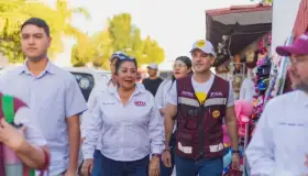 Comparten visión Jesús “Japi” Pujol y Leticia Sobarzo para futuro de Magdalena de Kino