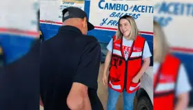 Celeste Bojórquez Quiñones promete becas universitarias para madres de familia en Nogales y Sonora