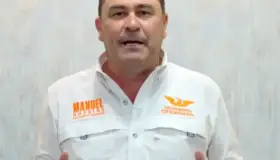 Pide Manuel Hopkins voto a policías municipales