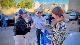 Tiene Lety Amparano respaldo de residentes de Las Bellotas