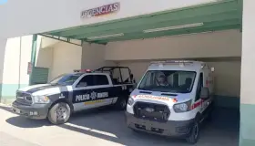 Resultan lesionadas dos personas en percance automovilístico