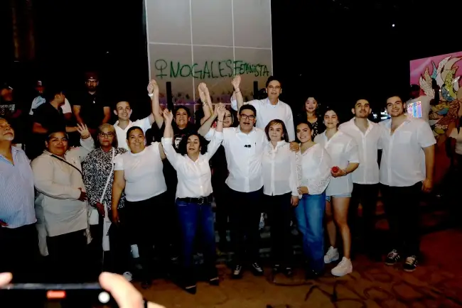 Festejan reelección de candidato de Morena a la alcaldía