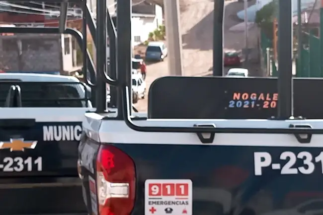 Roban cableado de instituto educativo y lo dejan sin luz