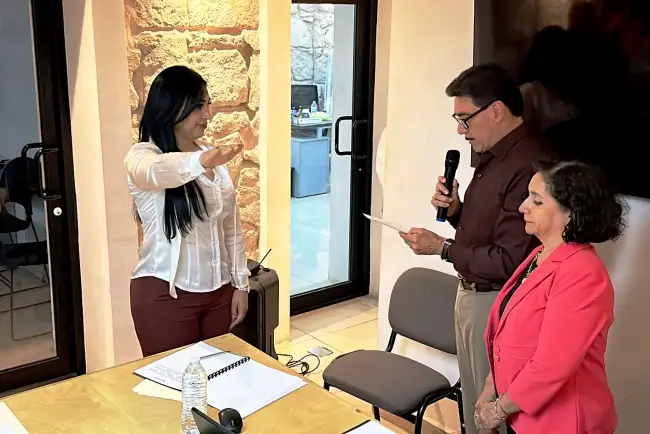 Toma protesta Angélica Burgos como nueva Secretaria del Ayuntamiento