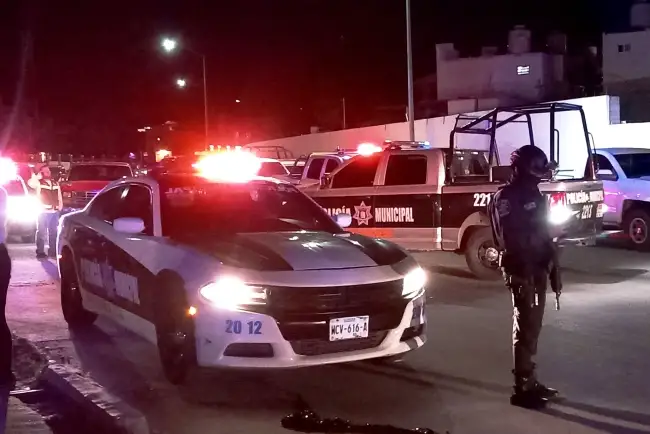 Golpean vecinos a mujer por ruidosa