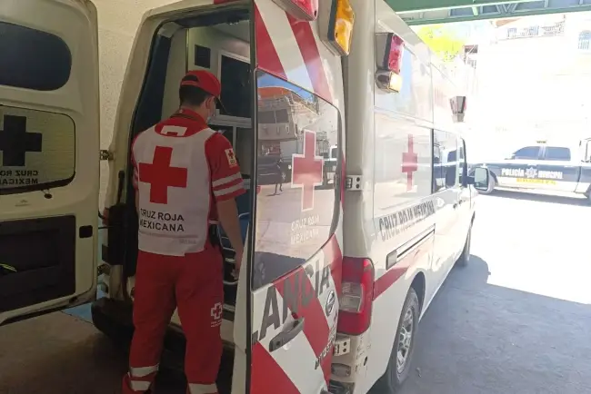 Recibe lesión de arma blanca de parte de su vecino