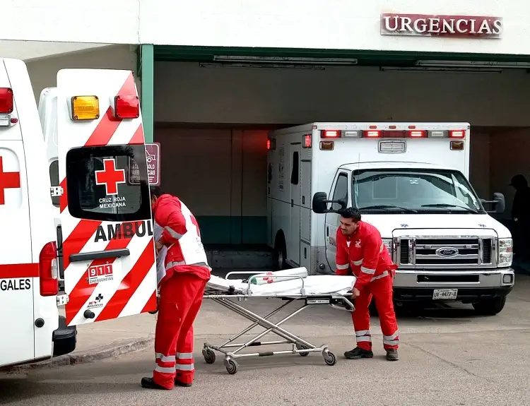 Graves dos personas por flamazo de tanque de gas