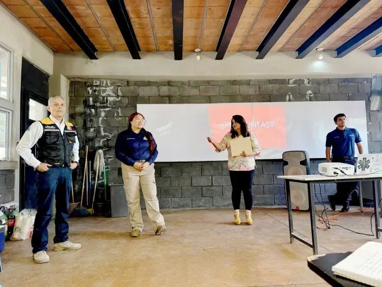 Capacita la UMPC a personal de la Preparatoria Municipal