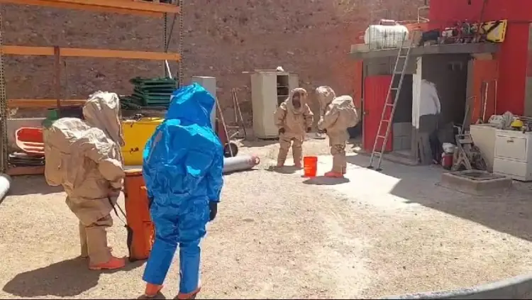 Capacitan a bomberos de Nogales en materiales peligrosos