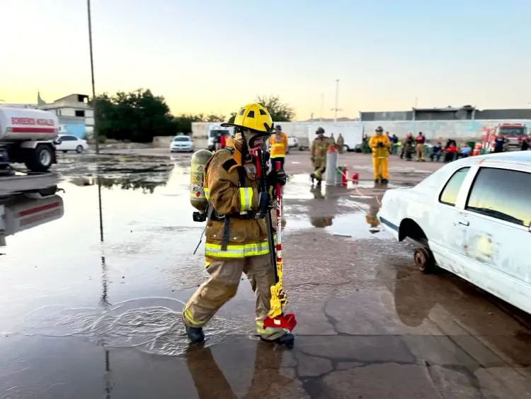 Atienden bomberos 254 emergencias en mayo