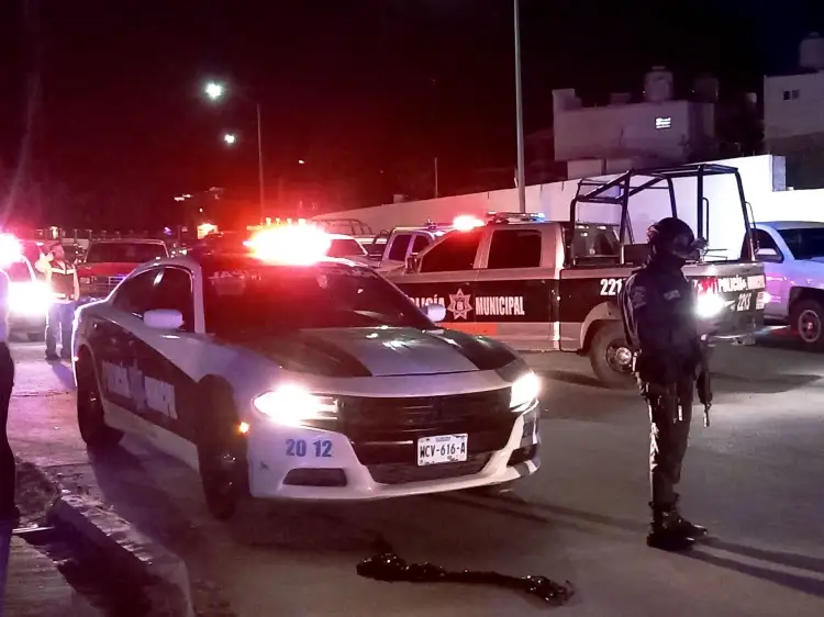 Golpean vecinos a mujer por ruidosa