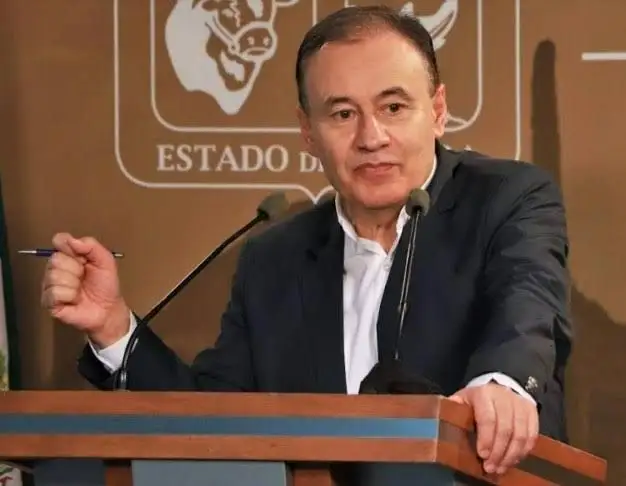 Lleva gabinete estatal al menos 27 movimientos