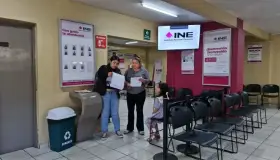 Entrega INE 4 mil 417 credenciales de reimpresión en Nogales