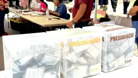 Acuden a casillas especiales ciudadanos foráneos