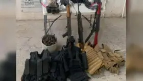 Decomisan arsenal y equipo táctico en Caborca