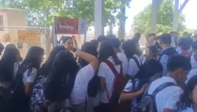 Autoridades fortalecen prevención en secundaria contra adicciones y violencia