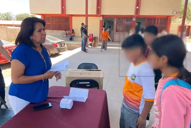 Convocan a beneficiarios de la Beca Municipal para la comprobación