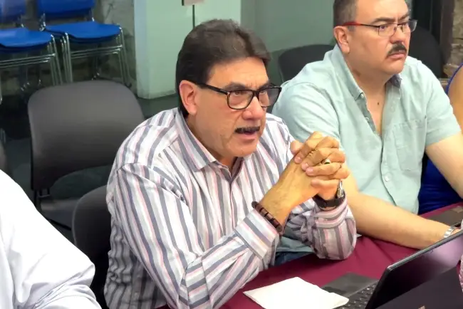 Revisan planteles educativos ante servicio de agua