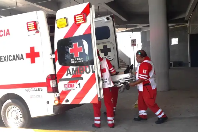 Balean a hombre en convivio