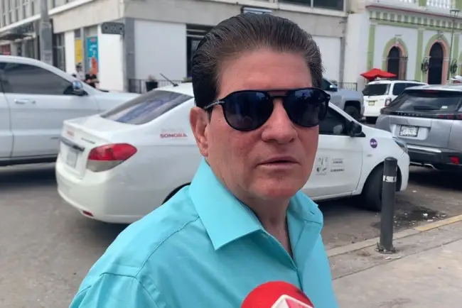 Decomisan armamento y detienen a 5 con vestimenta de la Sedena