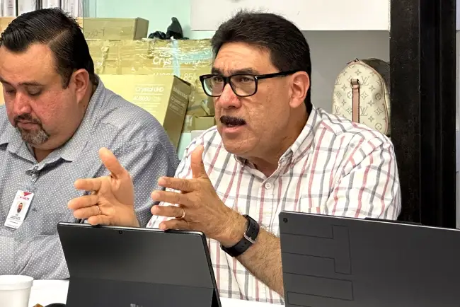 Inician pruebas de conexión de agua en la San Miguel