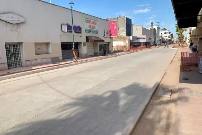 Avanzan trabajos de rehabilitación de calles en el centro de Hermosillo