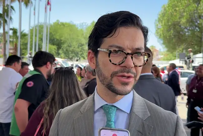 Ofrecen asesoría a paisanos que quieren viajar a México