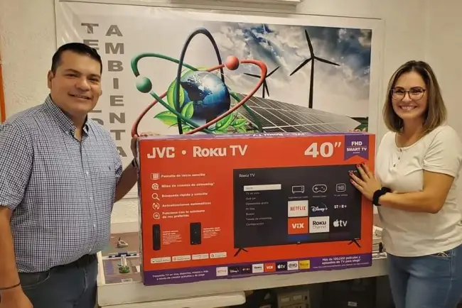 Responde Azalia Guevara a jóvenes Selección Mexicana de Robótica