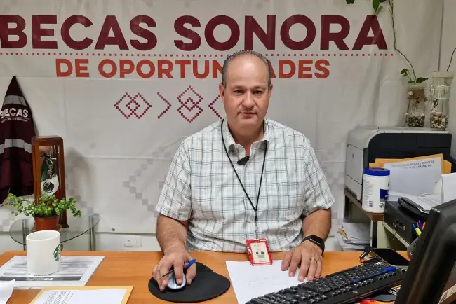 Anuncia Gobierno del Estado entrega de becas universitarias