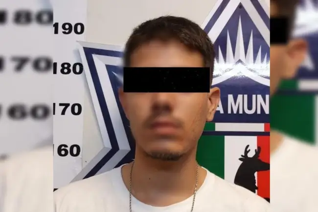 Provoca conductor lesiones de dos menores en choque por alcance