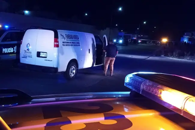 Pierde la vida peatón; detienen a conductor